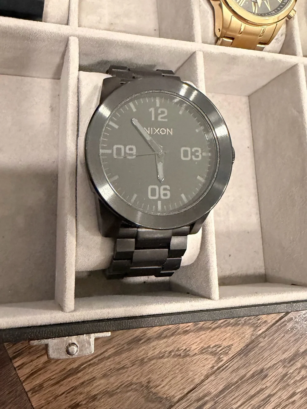 Nixon Men's Black Dial Gunmetal Bracelet Watch